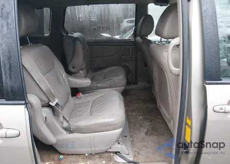 2010 Toyota Sienna Xle из США, поврежденный, VIN 5TDDK4CC5AS030182
